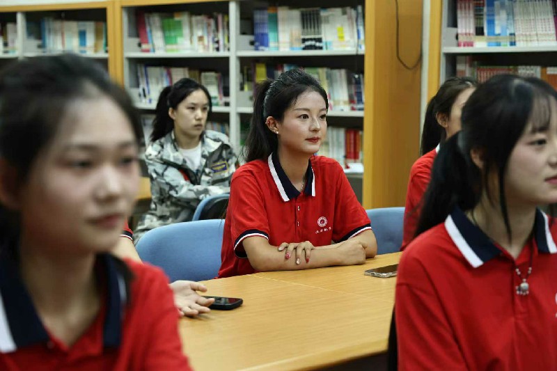 1762232916893985.jpg 1f7e547ffe65ad374459aa831c001e60.jpg